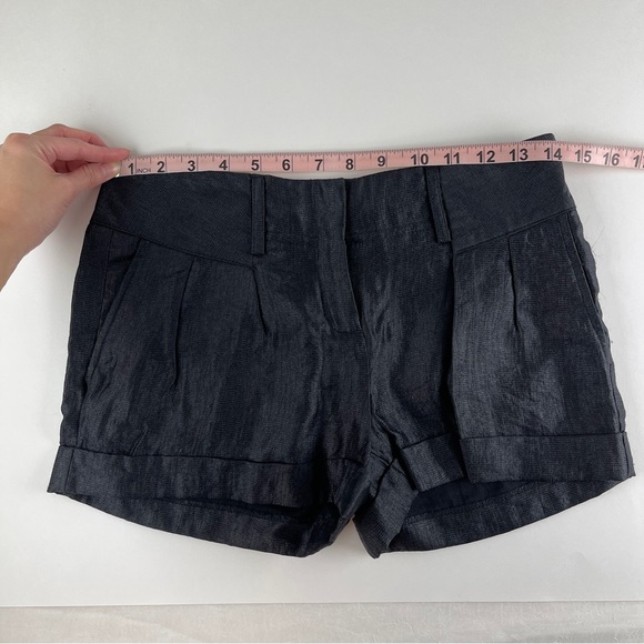 EXPRESS Black Satiny Shimmery Pleated Shorts, Party/Dressy/Formal - Picture 5 of 8